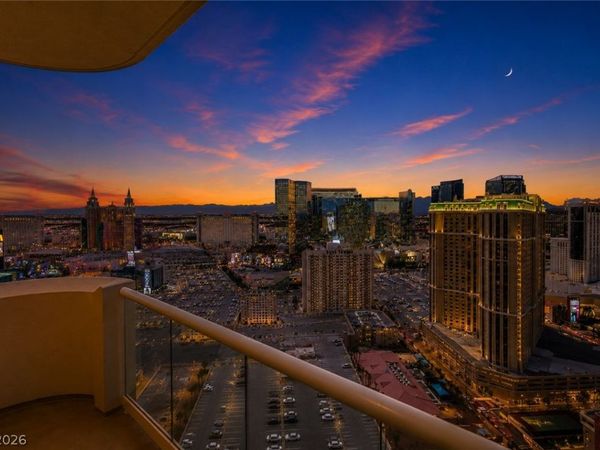 145 E HARMON Avenue , Unit 3205, Las Vegas, NV 89109