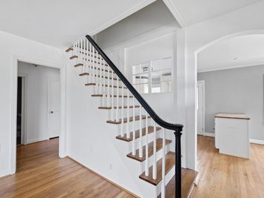 2924 Oberlin Road, Raleigh, NC 27608