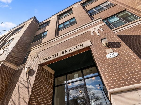 2510 W Irving Park Road , Unit 401, Chicago, IL 60618