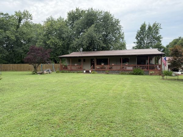 6671 Main Street, Logan, IL 62856