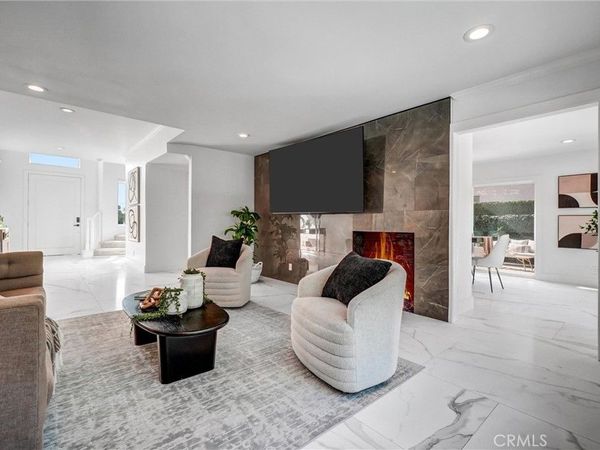18871 Santa Marta, Fountain Valley, CA 92708