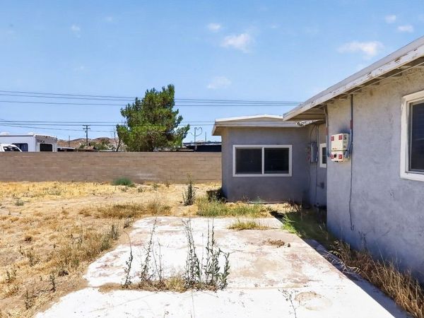 2869 Laurel Street, Rosamond, CA 93560