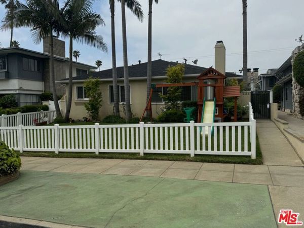 944 21st Street, Unit C, Santa Monica, CA 90403