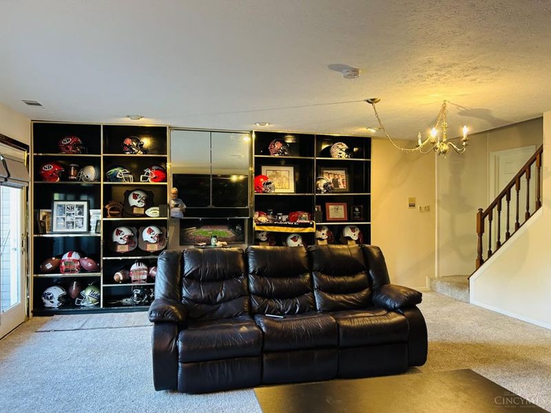 5174 Shoreview Run, Green Township, OH 45248 Photo 11