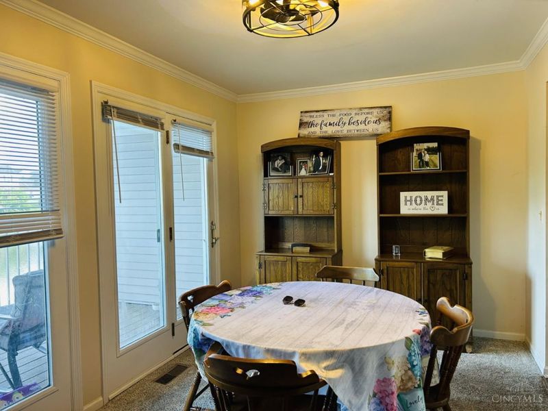 5174 Shoreview Run, Green Township, OH 45248 Photo 9
