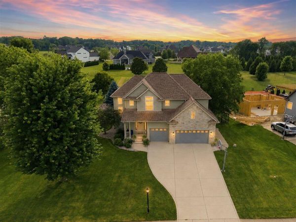 179 Palomino Lane , Valparaiso, IN 46383