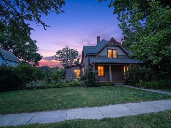 212 S Fifth Street, Mount Horeb, WI 53572