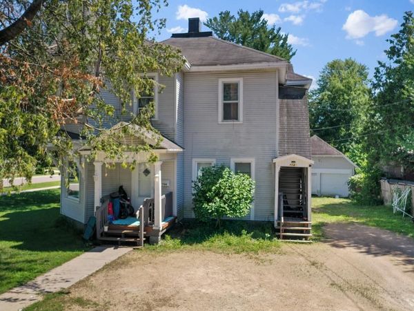 704 W PICNIC STREET, Shawano, WI 54166