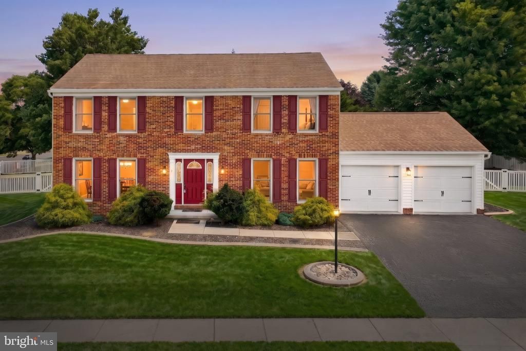 2 WHEATON DRIVE, LITTLESTOWN, PA 17340