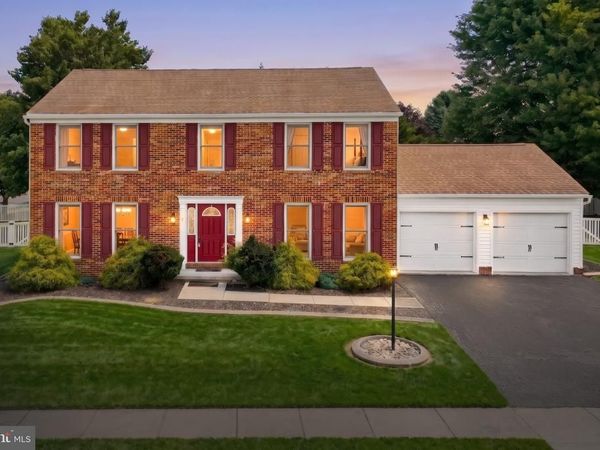2 WHEATON DRIVE, LITTLESTOWN, PA 17340