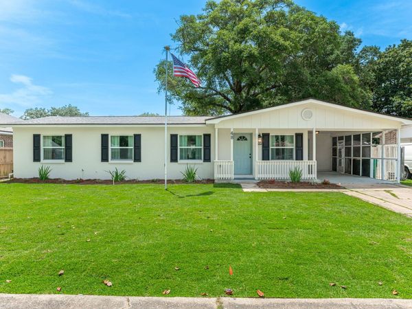 48 Woodham Avenue, Fort Walton Beach, FL 32548