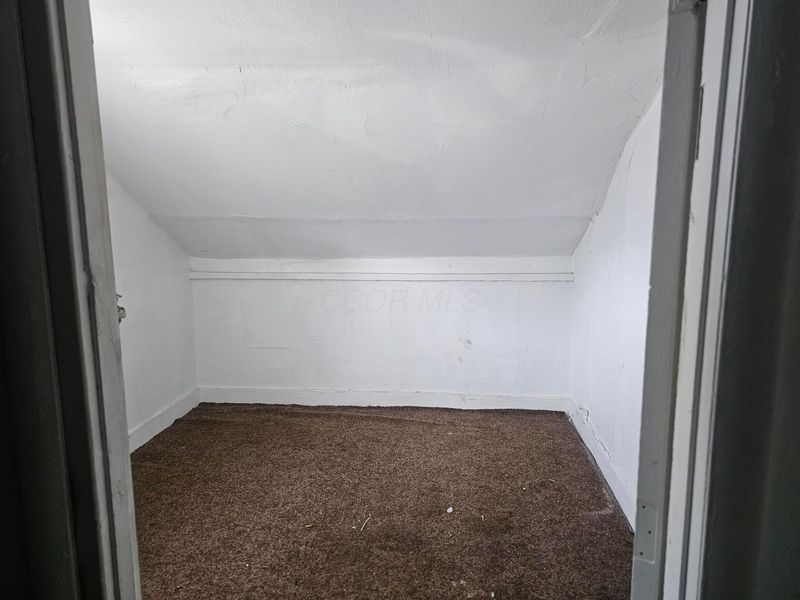 2038 E Hudson Street , Columbus, OH 43211 Photo 17
