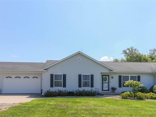 2186 Waters Way, Washington, IA 52353