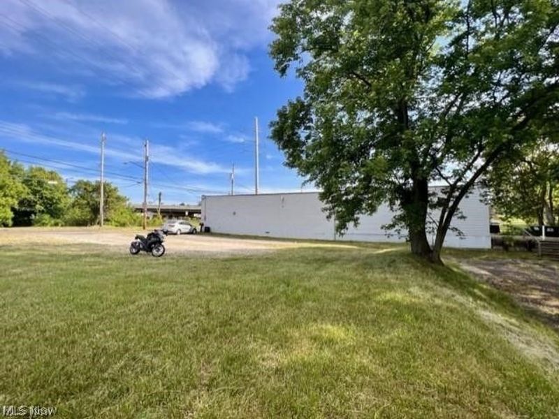 988 W Bowery Street, Akron, OH 44307 Photo 19