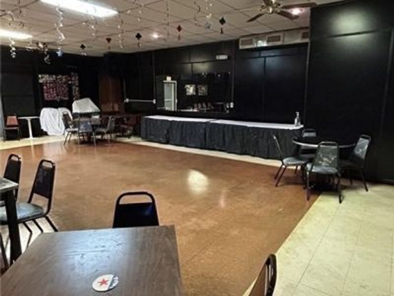 988 W Bowery Street, Akron, OH 44307 Photo 9
