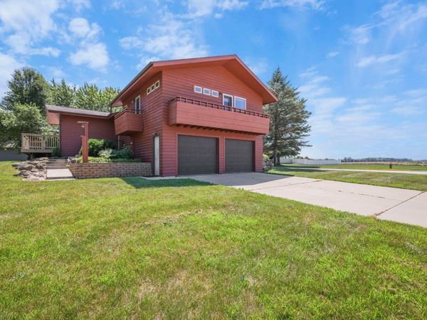 550 Tamarack Road, Spring Green, WI 53588