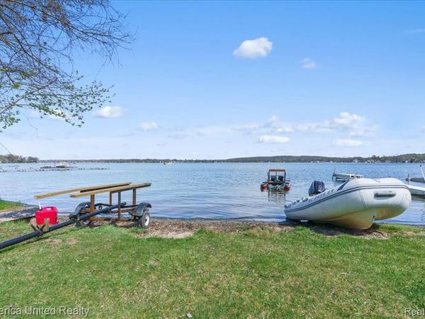 9623 Winston , Dexter Twp, MI 48169