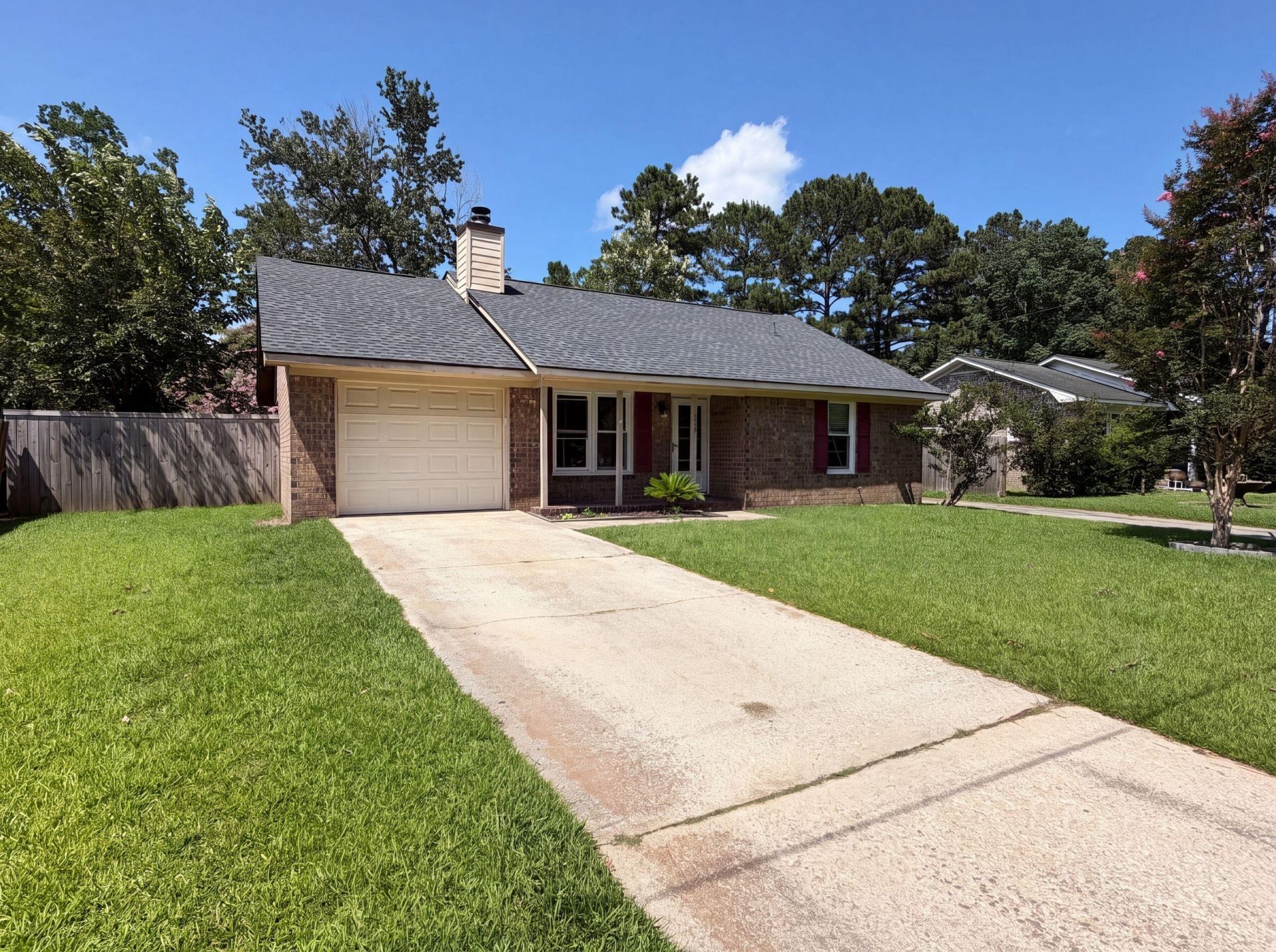 117 Azalea Road Photo 16