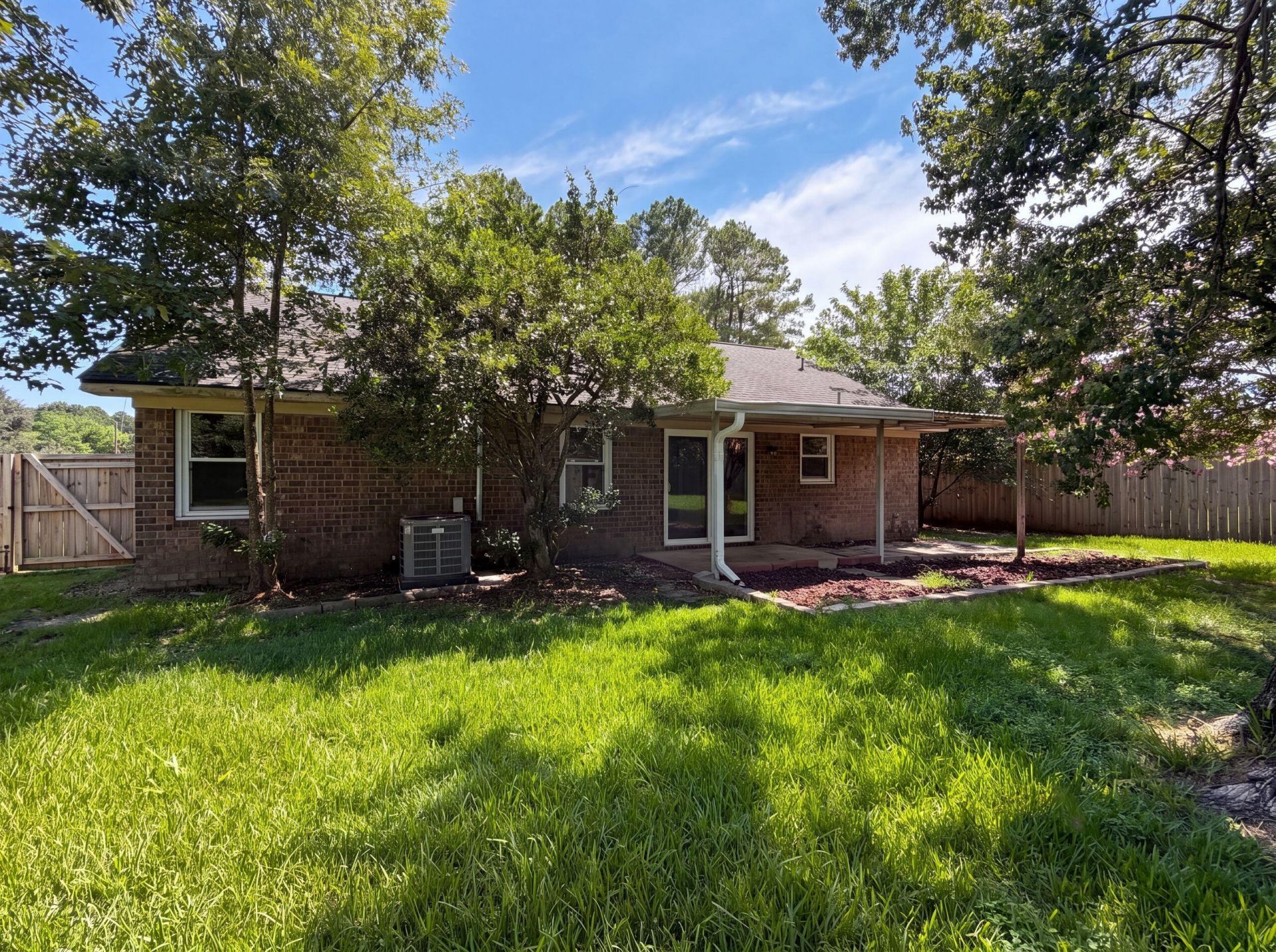 117 Azalea Road Photo 5