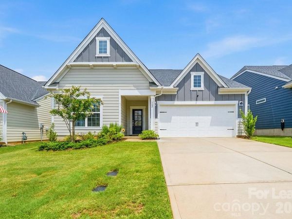 162 White Apple Way , Statesville, NC 28625