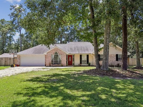 612 HEAVENS Drive, Mandeville, LA 70471
