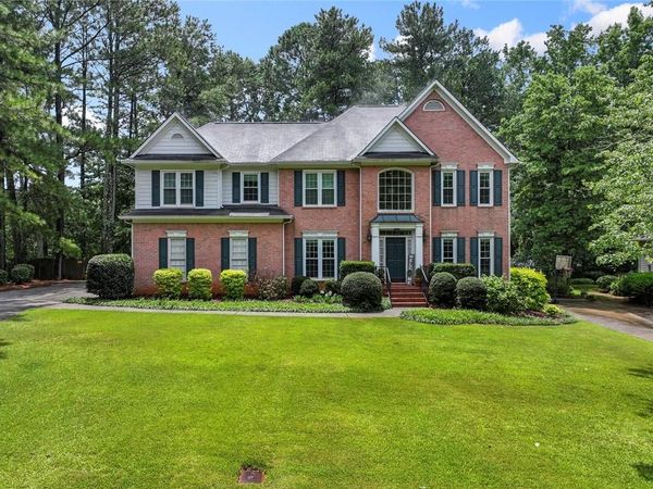 325 Trowbridge Lane, Lawrenceville, GA 30043