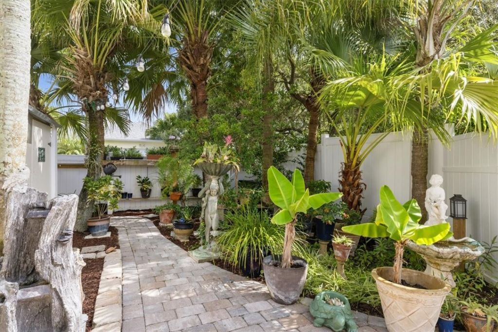 7627 15th Street, Vero Beach, FL 32966 Photo