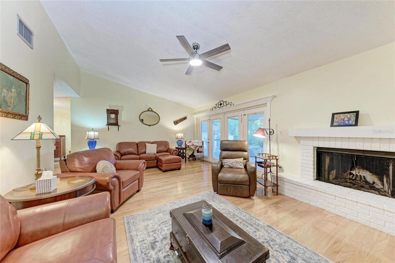 6207 Courtside Drive , Unit 23, Bradenton, FL 34210 Photo