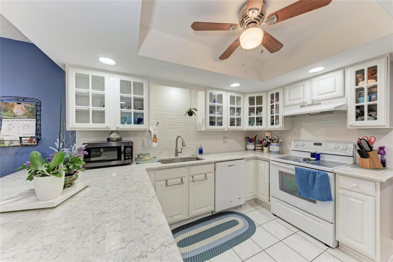 6207 Courtside Drive , Unit 23, Bradenton, FL 34210 Photo