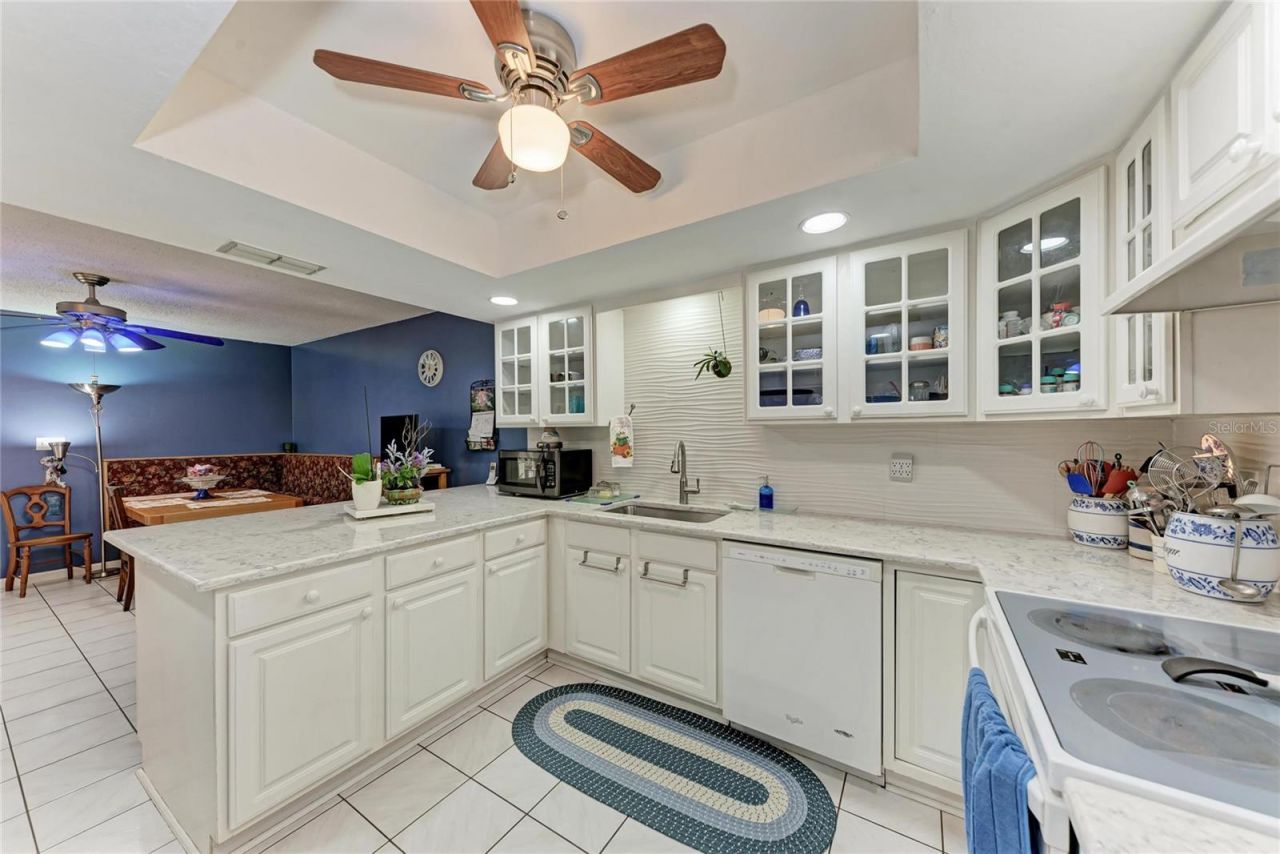 6207 Courtside Drive , Unit 23, Bradenton, FL 34210 Photo