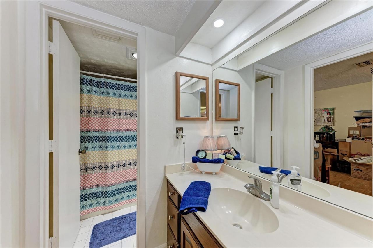 6207 Courtside Drive , Unit 23, Bradenton, FL 34210 Photo