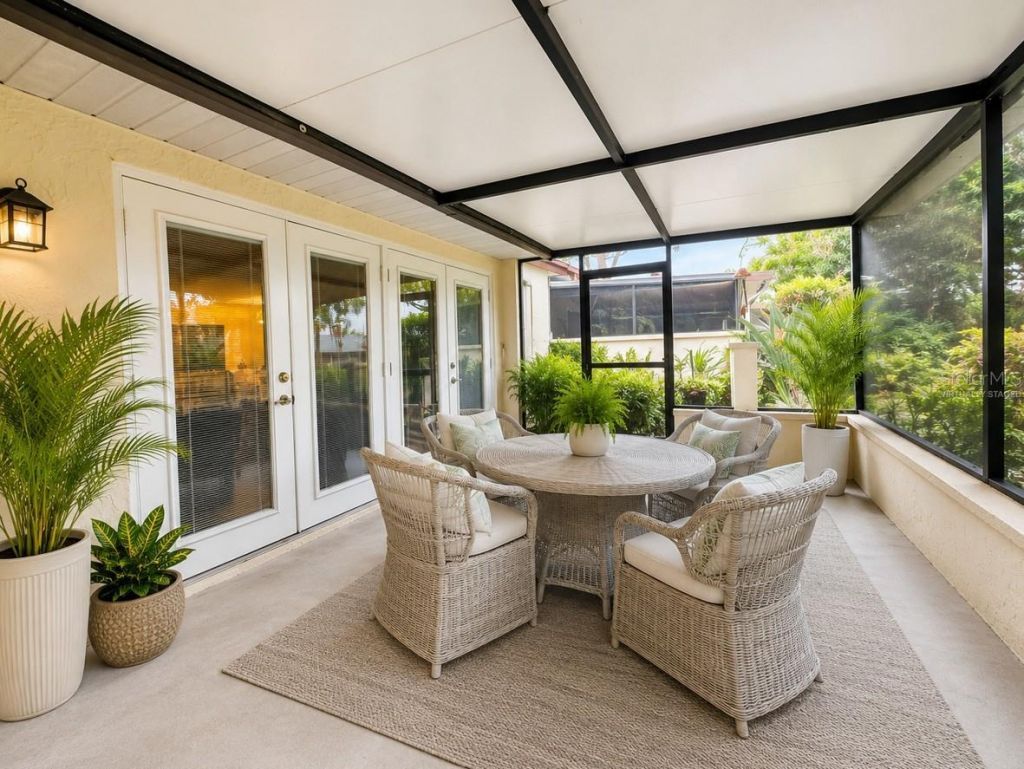 6207 Courtside Drive , Unit 23, Bradenton, FL 34210 Photo