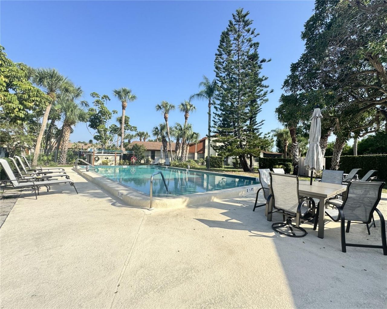 6207 Courtside Drive , Unit 23, Bradenton, FL 34210 Photo