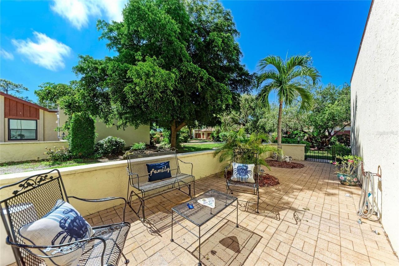 6207 Courtside Drive , Unit 23, Bradenton, FL 34210 Photo