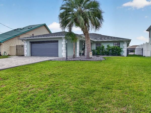 110 CIMMARON DRIVE , PALM COAST, FL 32137