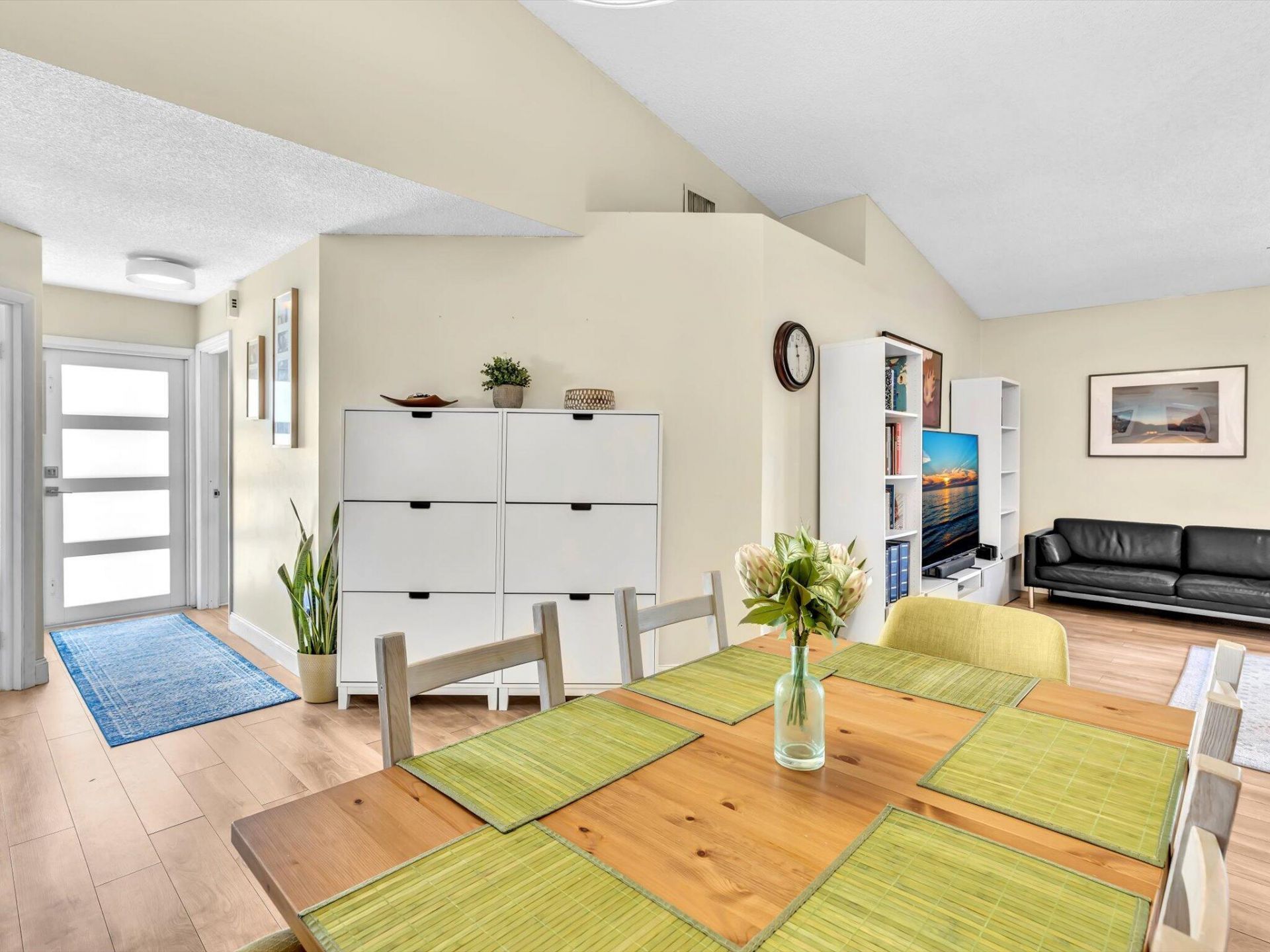8 Hawthorne Lane, Boynton Beach, FL 33426 Photo