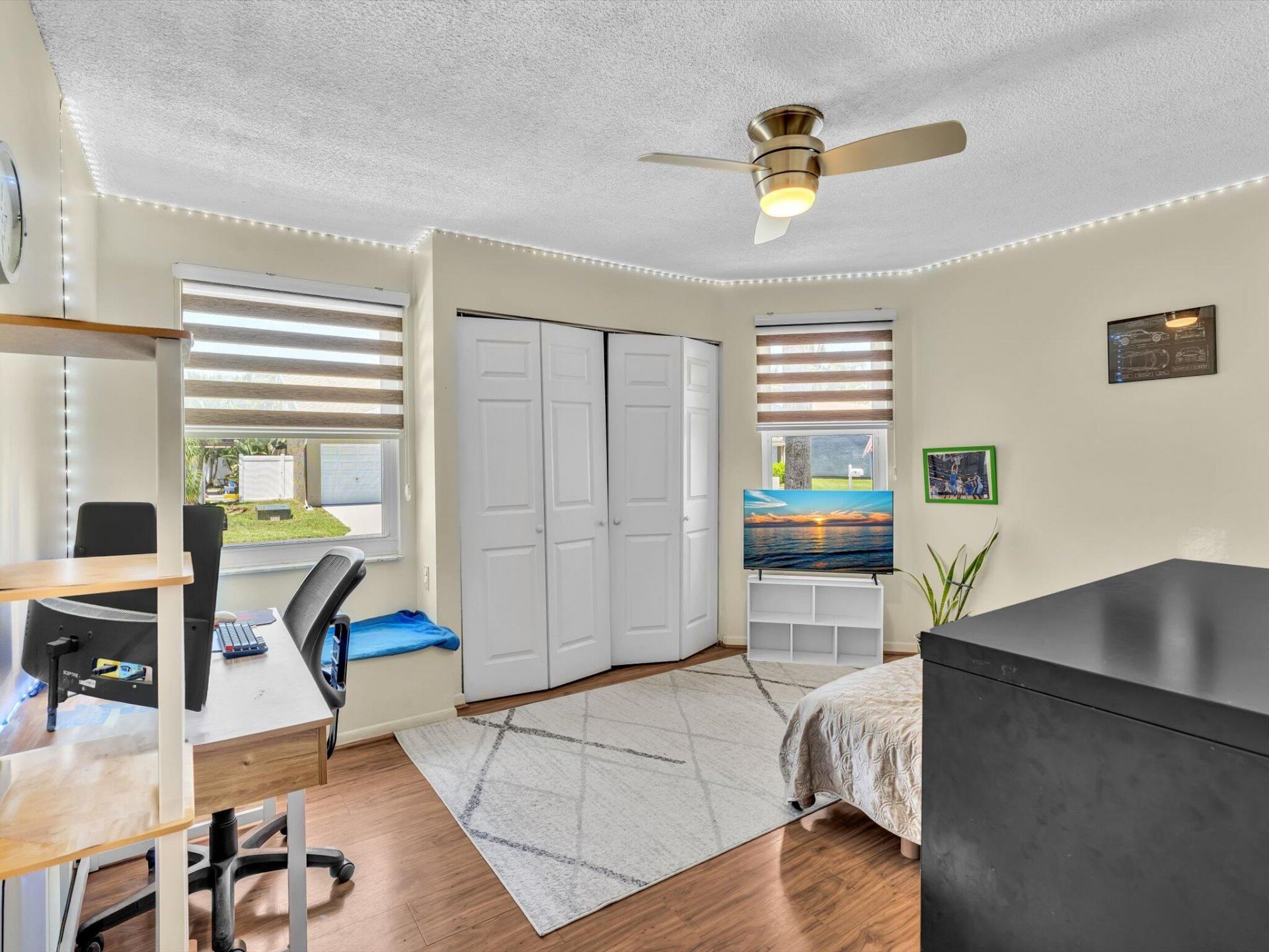 8 Hawthorne Lane, Boynton Beach, FL 33426 Photo