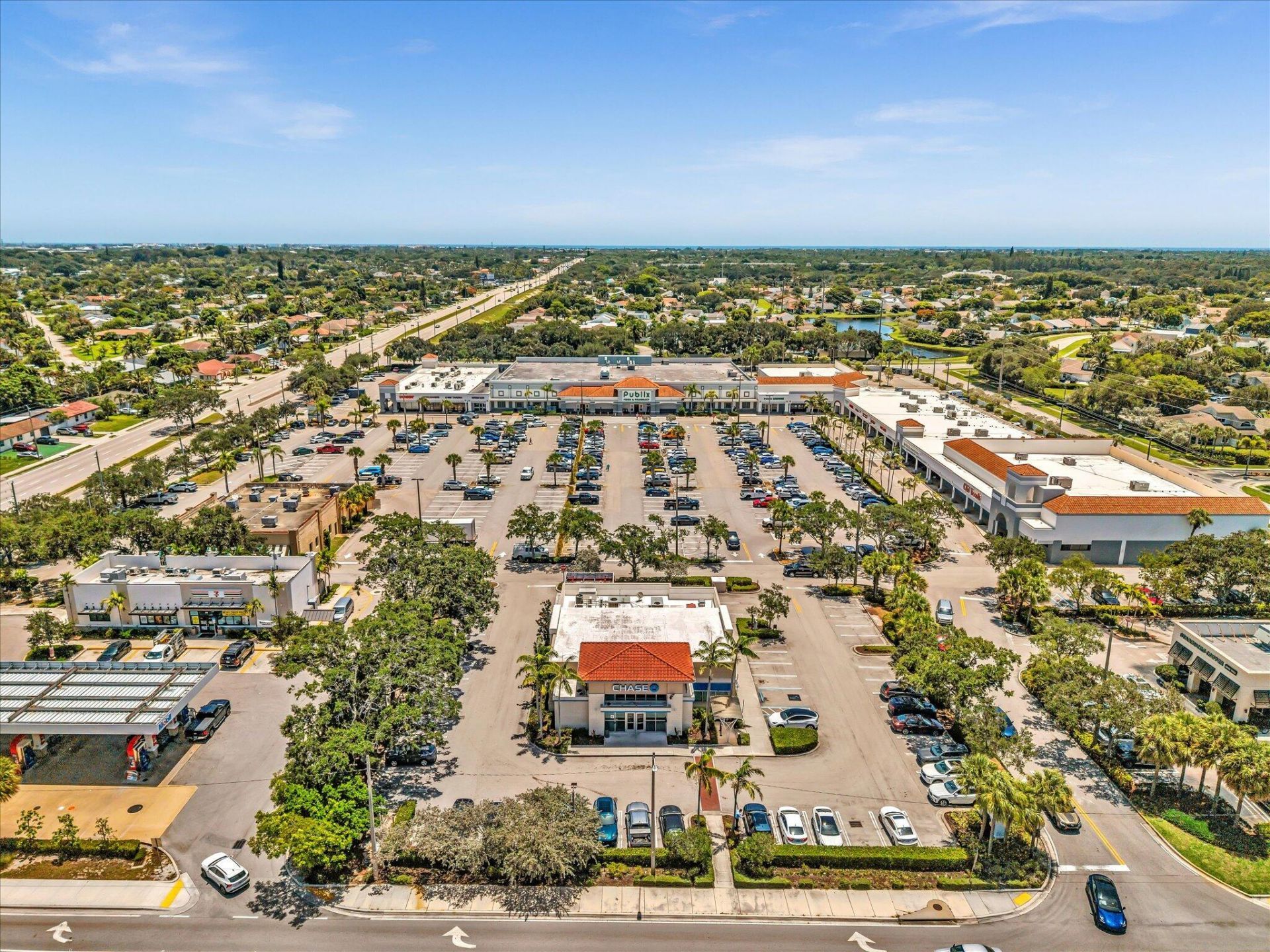 8 Hawthorne Lane, Boynton Beach, FL 33426 Photo