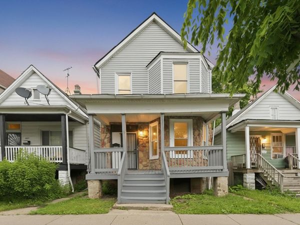 6739 S LAFLIN Street , Chicago, IL 60636