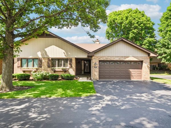 79 Castle Rock Lane , Bloomingdale, IL 60108