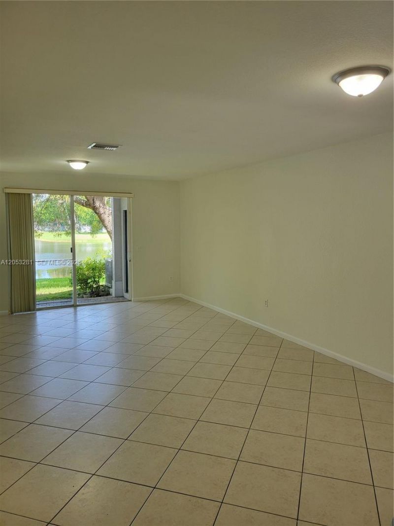 2578 SW 82 Av , Unit 101, Miramar, FL 33025 Photo