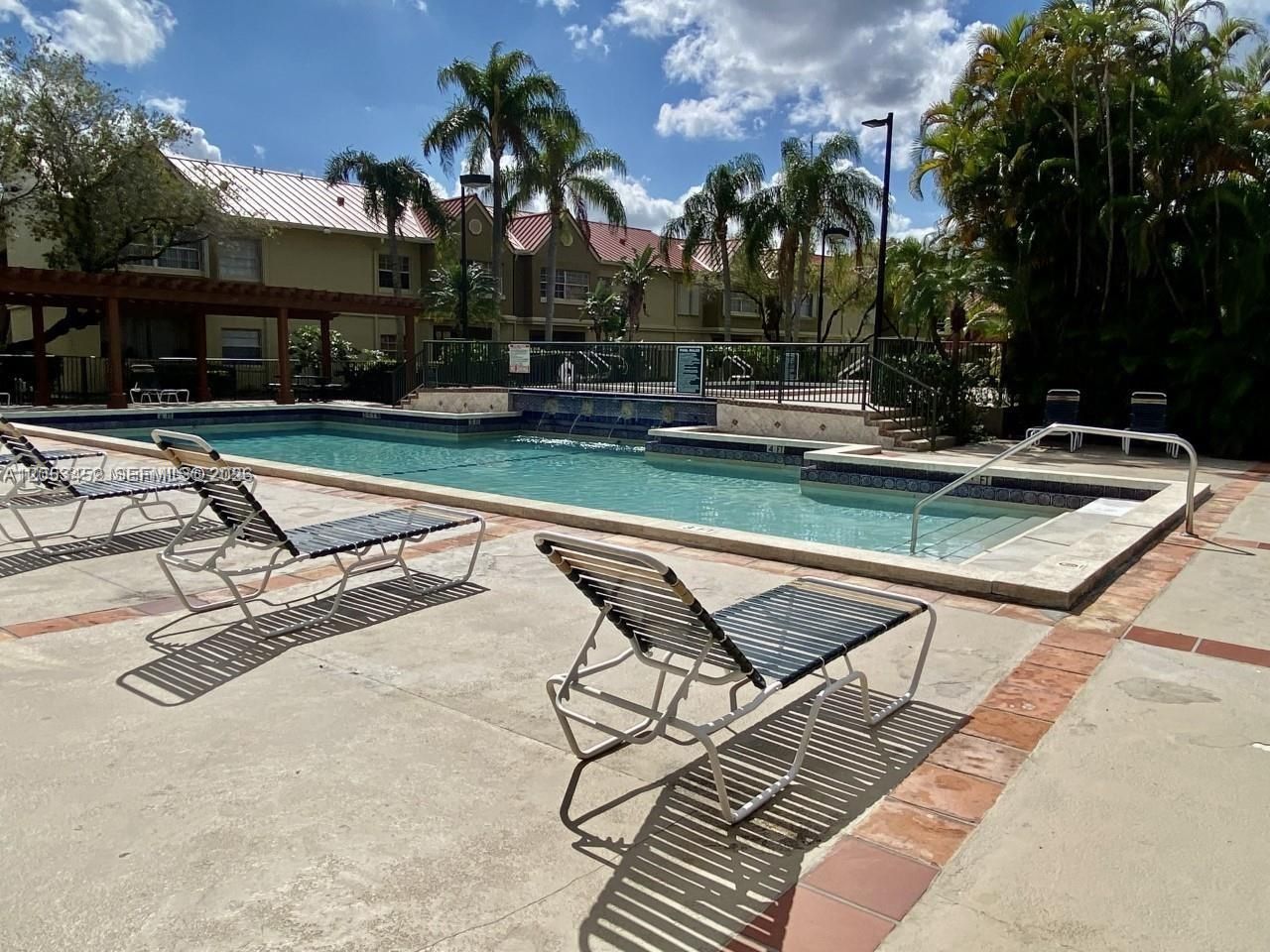 18314 NW 68th Ave , Unit K, Hialeah, FL 33015 Photo