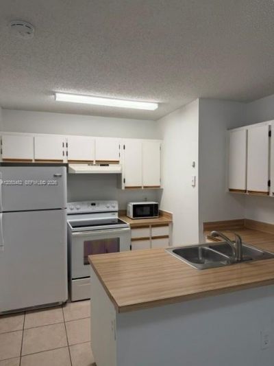 18314 NW 68th Ave , Unit K, Hialeah, FL 33015 Photo