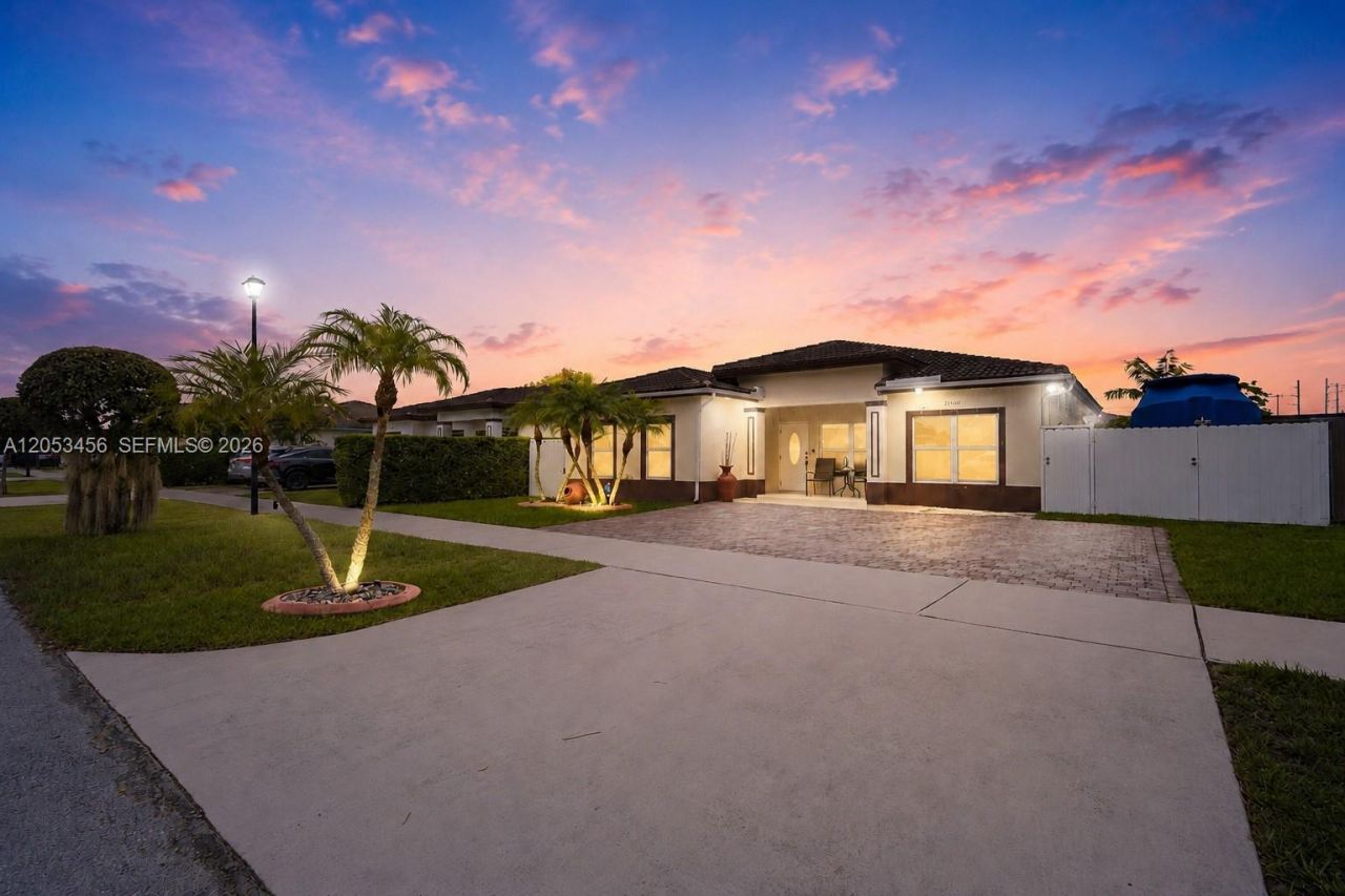 25501 SW 132nd Ave , Homestead, FL 33032 Photo