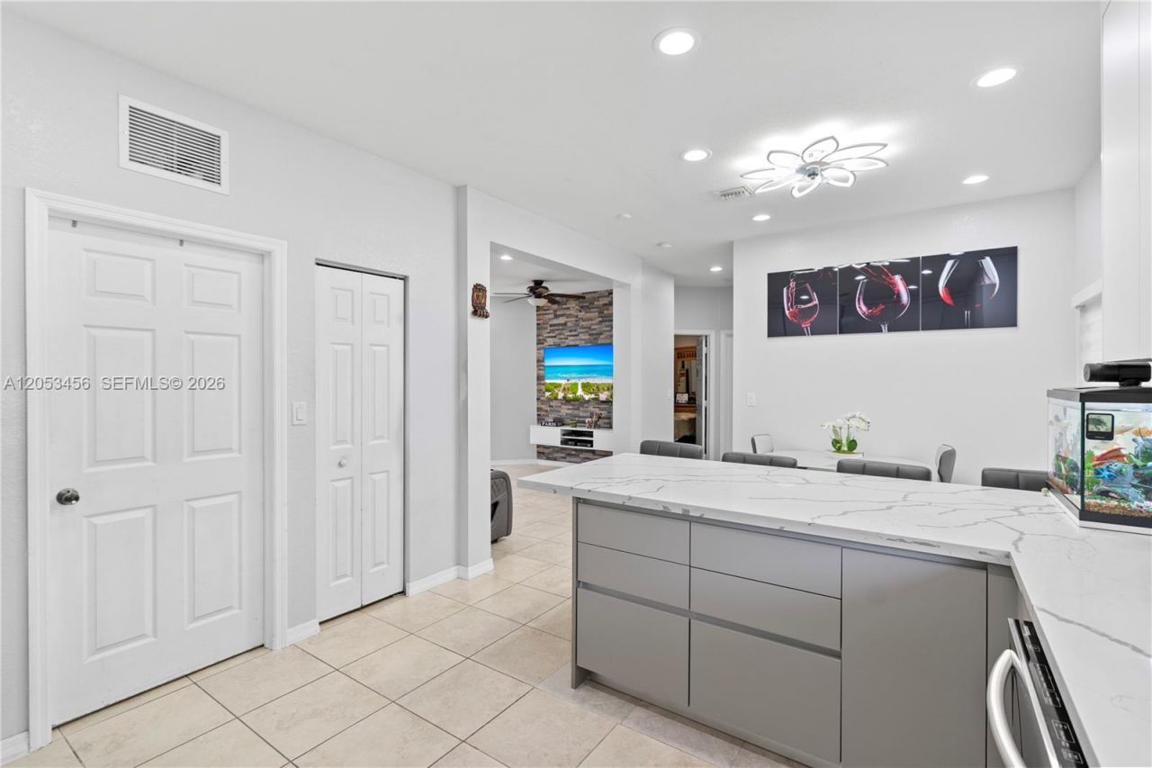 25501 SW 132nd Ave , Homestead, FL 33032 Photo