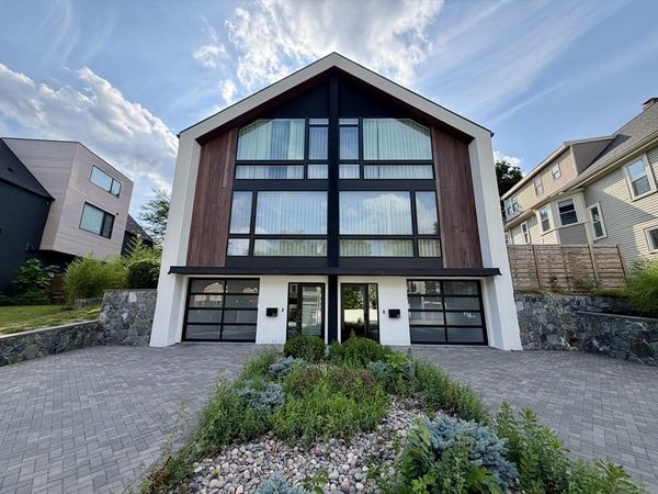 351 Linwood Ave, Unit 351, Newton, MA 02460
