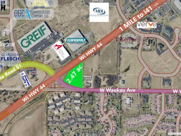 2530 W WAUKAU AVENUE, Oshkosh, WI 54904