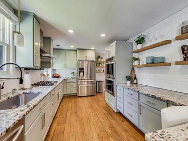 321 E Diamond Lake Road, Minneapolis, MN 55419