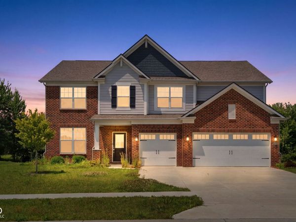 992 Kendrick Street , Greenwood, IN 46143