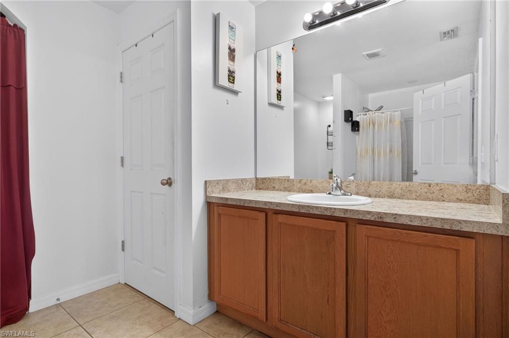 225 Shadow Lakes Dr, Lehigh Acres, FL 33974 Photo